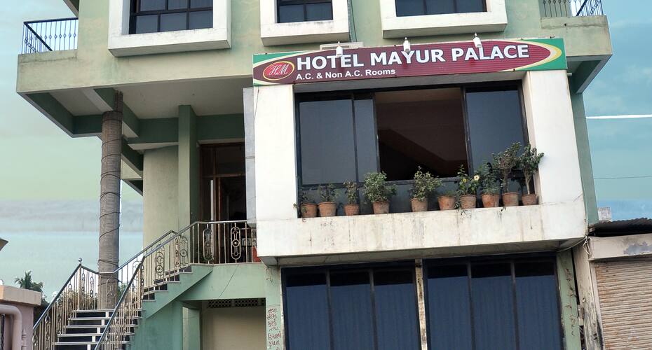 HotelMayurPalacebySkyStays Ambaji, Ambaji 5